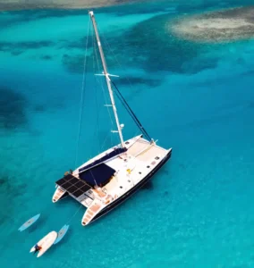 Experiencia de Lujo en Catamarán en San Blas con Stopover en Panamá